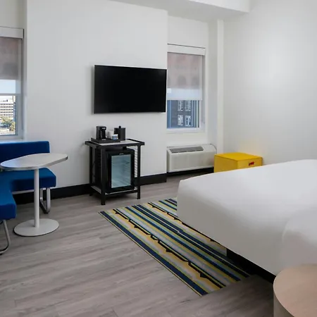 Aloft Memphis Downtown Hotel Exterior photo